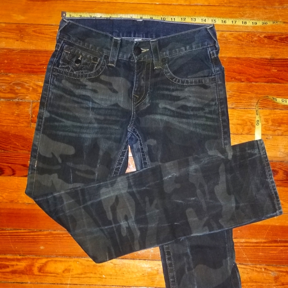 True Religion Straight w/ Flaps Jeans - Laser Resilient Camo